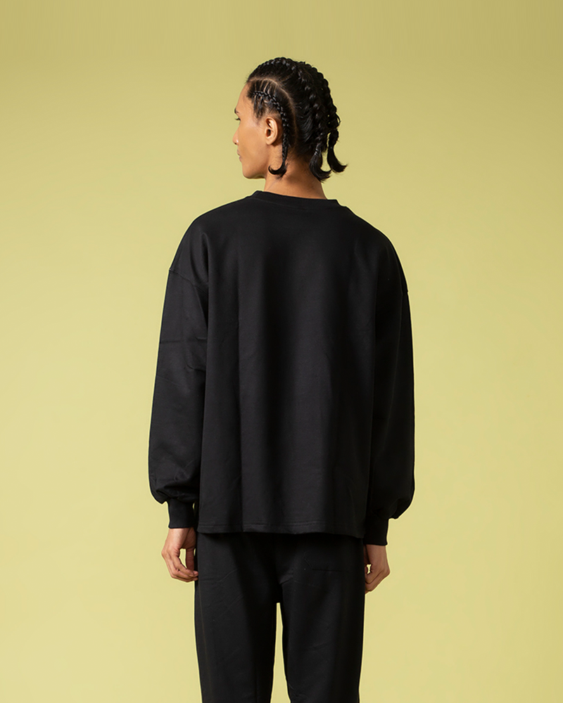 NOVA BLACK OVERSIZED LONG SLEEVE T-SHIRT